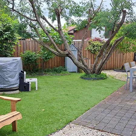 Maison De Avec Jacuzzi Proche Du De - Fr-1-831-12 Biscarrosse