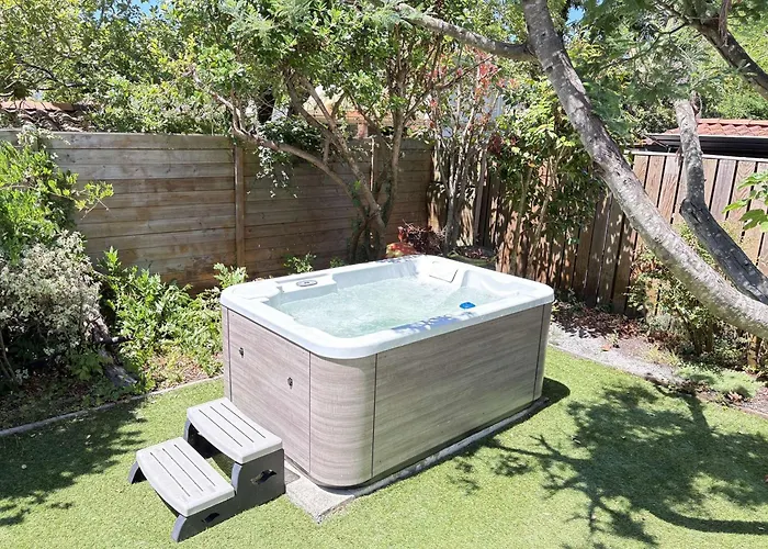 Maison De Climatisée Avec Jacuzzi Proche Du - Fr-1-831-12 Villa *
